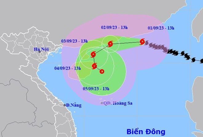 Bão số 3 giật cấp siêu bão di chuyển lạ thường theo hình vòng cung - Ảnh 1.