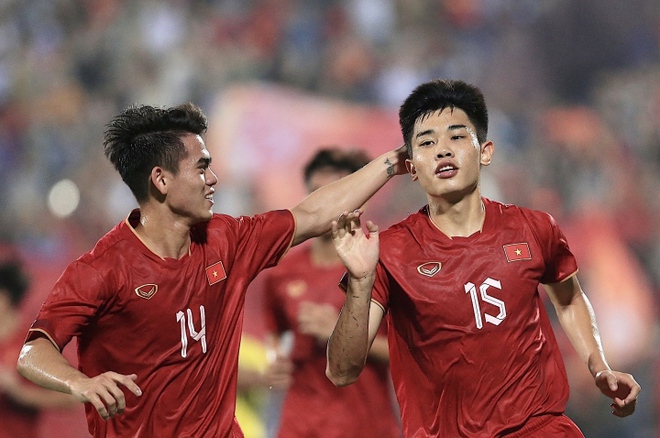 Tung đội hình dự bị, U23 Việt Nam hoà thất vọng U23 Singapore - Ảnh 1.