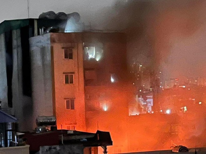 Vụ cháy chung cư mini khiến nhiều học sinh, sinh viên thương vong: Bộ GĐ&ĐT ra công văn khẩn - Ảnh 1.