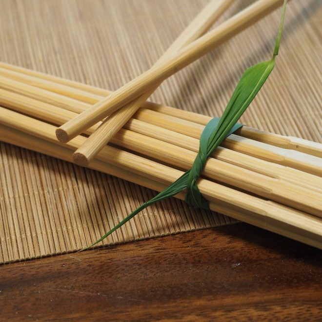 Đừng ăn cơm bằng loại b&aacute;t đũa n&agrave;y nếu kh&ocirc;ng muốn bệnh ung thư t&igrave;m đến - Ảnh 2.