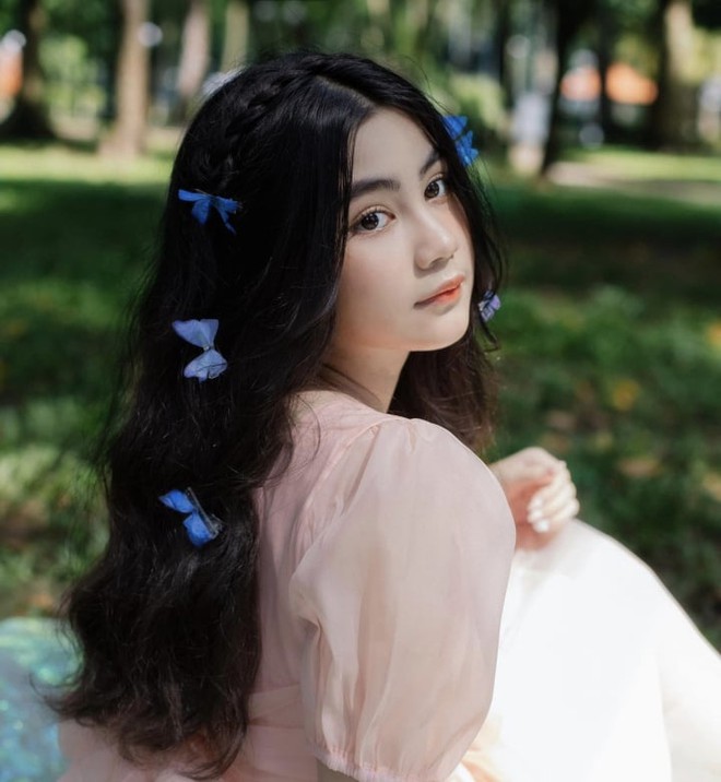 Con g&aacute;i Quyền Linh đẹp y&ecirc;u kiều, ngọt ng&agrave;o ở tuổi 15 - Ảnh 3.