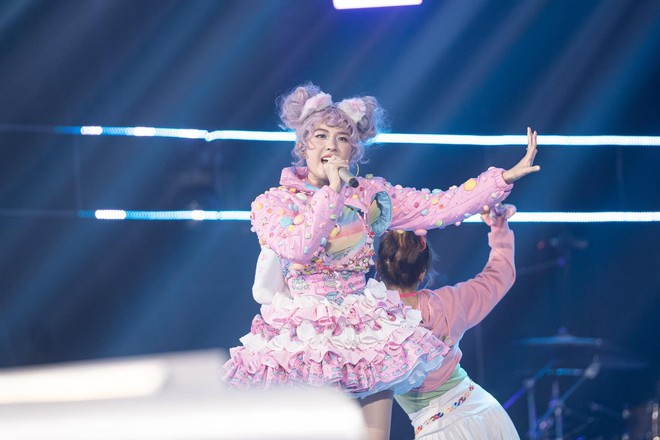 Vietnam Idol 2023 live show 2: Thí sinh hát sai tông - Ảnh 9.