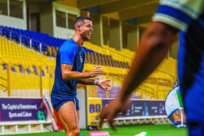 Cristiano Ronaldo hào hứng chuẩn bị cho trận ra mắt tại AFC Champions League - Ảnh 2.