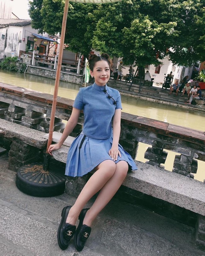 Chi Pu diện g&igrave; cũng được netizen Trung xin &ldquo;info&rdquo; tới tấp, soi ra to&agrave;n đồ local brand Việt chất lượng - Ảnh 2.