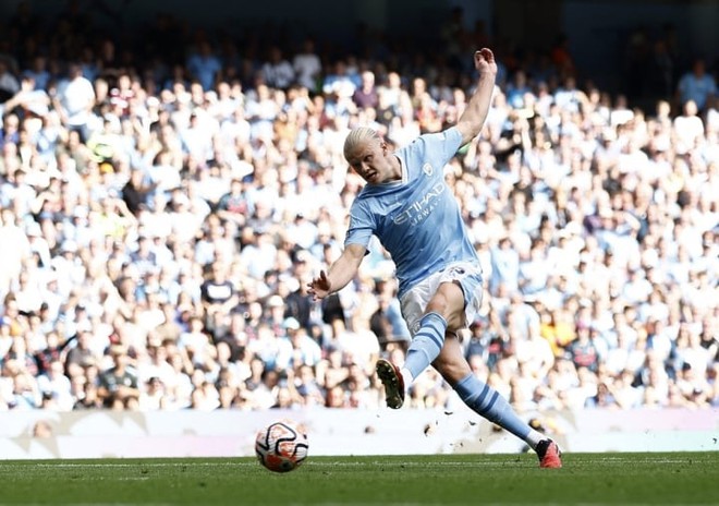 Kết quả Ngoại Hạng Anh: Haaland lập hat-trick, Man City củng cố ng&ocirc;i đầu - Ảnh 1.