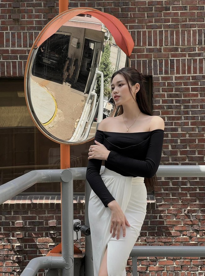Hoa hậu Đỗ Thị H&agrave; chuộng v&aacute;y si&ecirc;u ngắn, khoe ch&acirc;n d&agrave;i 1m11 - Ảnh 3.