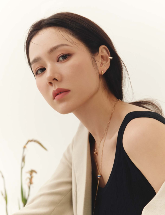 Nữ diễn viên khổ sở vì nhìn dừ hơn Son Ye Jin và dàn mỹ nhân cùng tuổi, càng choáng khi so với đàn chị Jeon Ji Hyun - Ảnh 6.