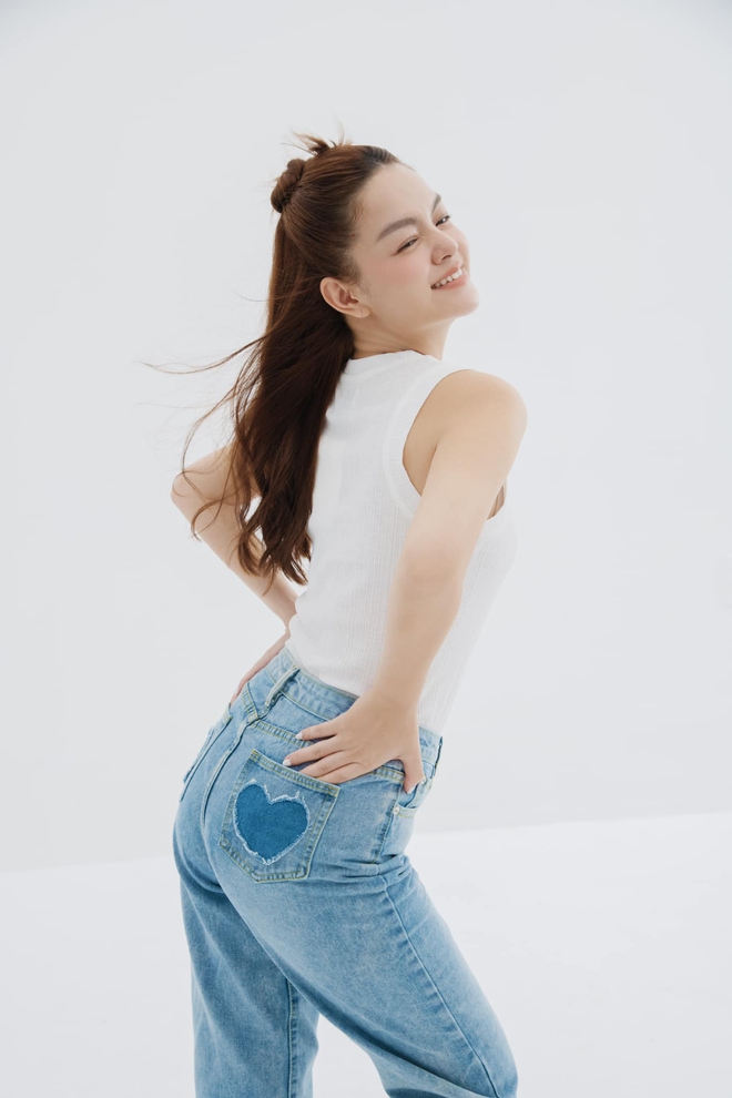 Nữ ca sĩ Vbiz chấm dứt mối tình gần 2 thập kỷ với ông bầu nổi tiếng, giờ có cuộc sống êm ấm bên bạn trai kém tuổi - Ảnh 7.