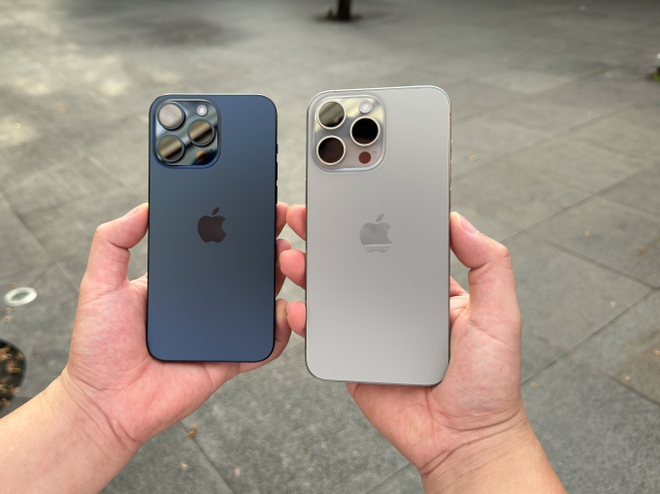 Mở hộp iPhone 15 Pro Max titan tự nhiên tại Singapore, phát hiện chi tiết mà nhiều người dùng sẽ thích - Ảnh 10.