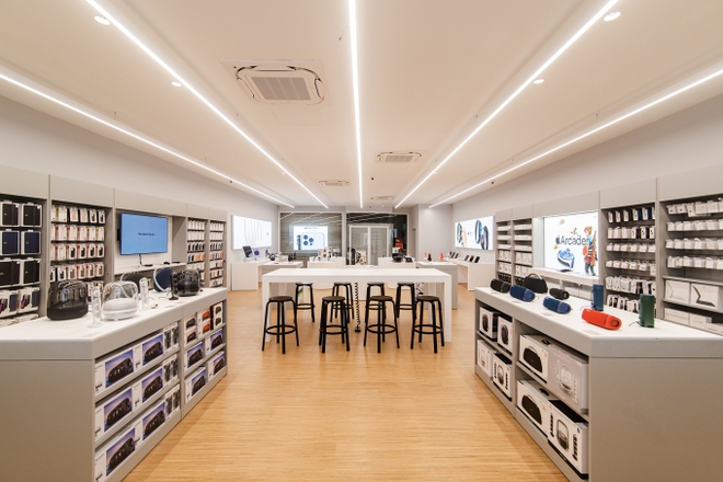 iPhone 15 bắt đầu nhận đặt trước tại Việt Nam: Đại l&yacute; đua khuyến mại, phi&ecirc;n bản Pro Max dễ ch&aacute;y h&agrave;ng - Ảnh 4.