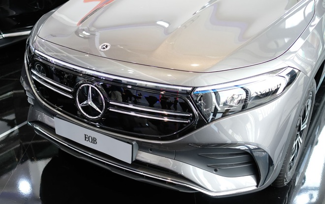Cận cảnh 3 mẫu xe SUV thuần điện mới ra mắt của Mercedes-Benz tại Việt Nam: Bản cao nhất giá gần 5 tỷ đồng có gì hấp dẫn? - Ảnh 3.