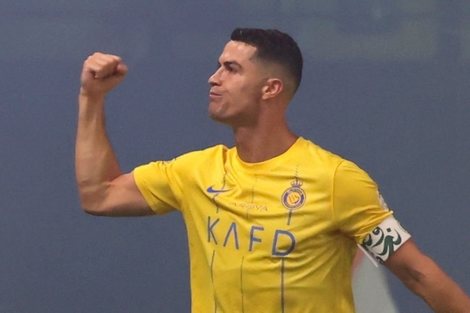 Ronaldo ghi cú đúp, Al Nassr thắng nghẹt thở trước Al Ahli - Ảnh 2.