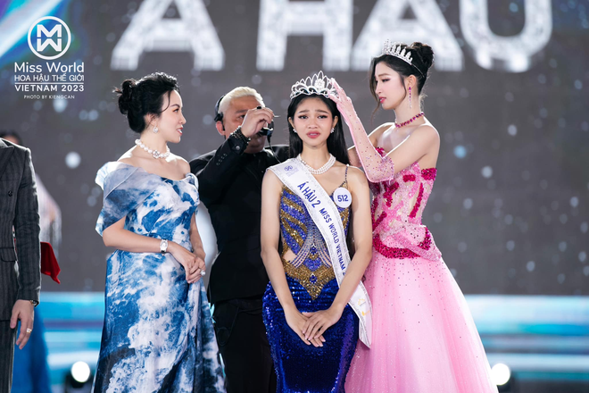 Minh Ki&ecirc;n: N&agrave;ng &Aacute; hậu bị ch&ecirc; k&eacute;m sắc, v&agrave; m&agrave;n lột x&aacute;c sắc v&oacute;c chỉ sau 2 th&aacute;ng đăng quang - Ảnh 1.