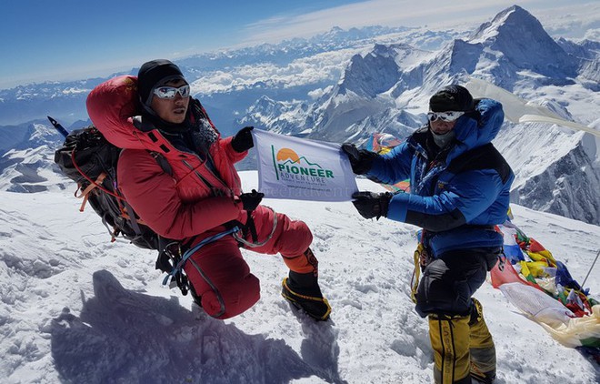 Chuyện ly kỳ về người đàn ông tưởng bỏ mạng trên đỉnh Everest - Ảnh 3.