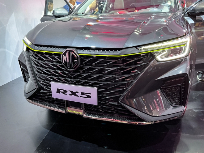 SAIC Motor Việt Nam chính thức ra mắt New MG5 và MG RX5