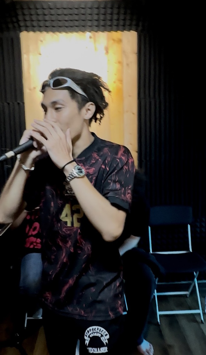 JustaTee bỏ qu&ecirc;n &ldquo;h&igrave;nh tượng khi tập luyện cho HAY FEST 2023, MCK - GiGi Hương Giang - KAYC &ldquo;nh&aacute; h&agrave;ng set nhạc cực chất! - Ảnh 7.