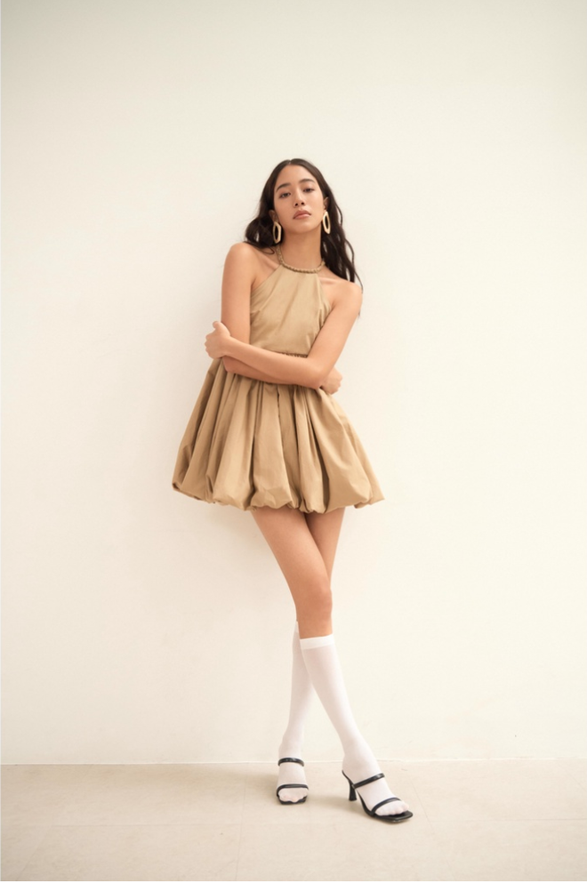 Pantone công bố 5 gam màu váy áo thịnh hành mùa thu 2023: Siêu tôn làn da châu Á, diện lên trông trẻ ra vài tuổi - Ảnh 11.