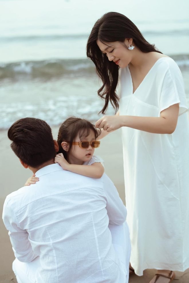 Qu&aacute;ch Ngọc Tuy&ecirc;n kể chuyện gọi mẹ vợ l&agrave; chị, c&oacute; 2 con vẫn chưa một lần tỏ t&igrave;nh với vợ - Ảnh 6.