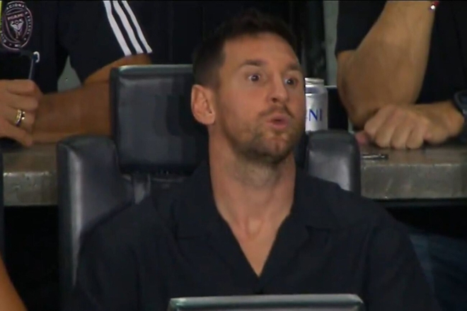 Messi lặng người nh&igrave;n đội nh&agrave; thua chung kết: Cậu ấy đ&atilde; trải qua đ&ecirc;m buồn nhất - Ảnh 4.