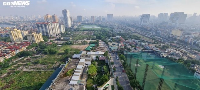 Th&aacute;ng Ng&acirc;u, thị trường bất động sản vẫn s&ocirc;i động - Ảnh 1.