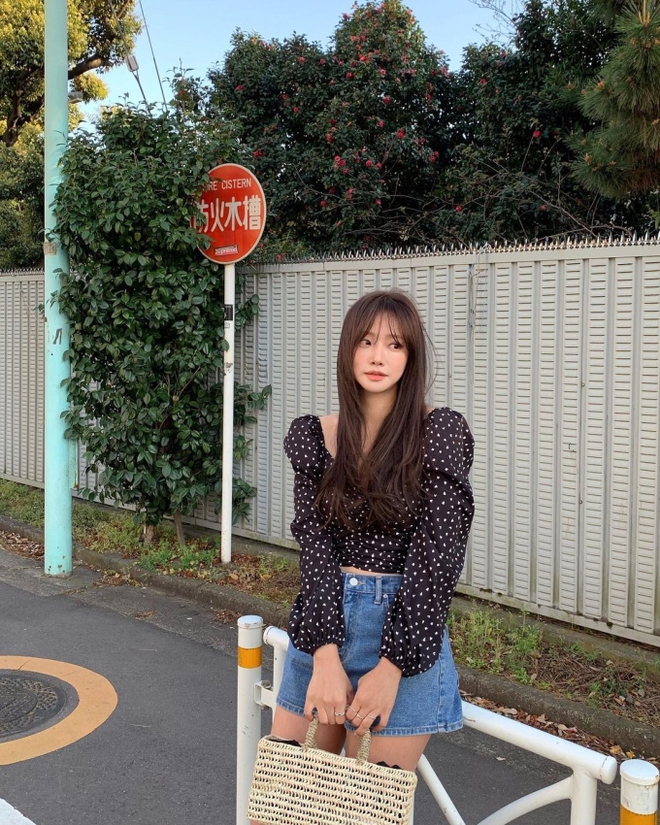 Nữ blogger người H&agrave;n ghi điểm với style tiểu thư s&agrave;nh điệu, diện đồ g&igrave; cũng sang ng&uacute;t ng&agrave;n - Ảnh 5.