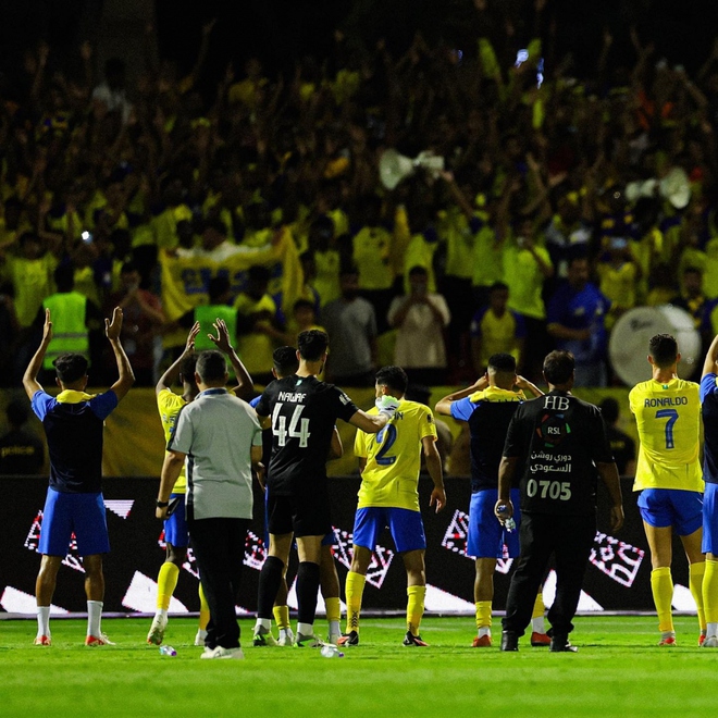 Ronaldo vừa ghi bàn vừa kiến tạo, Al Nassr thắng kịch tính Al Taee - Ảnh 8.
