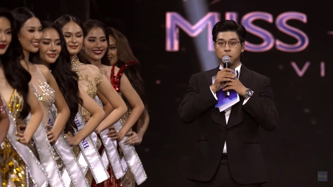 Rổ sạn Chung kết Miss Universe Vietnam 2023: BGK bất đồng ngay trên sóng, Hoa hậu đăng quang lệch cả vương miện, tranh cãi nhất chính là nam MC - Ảnh 4.