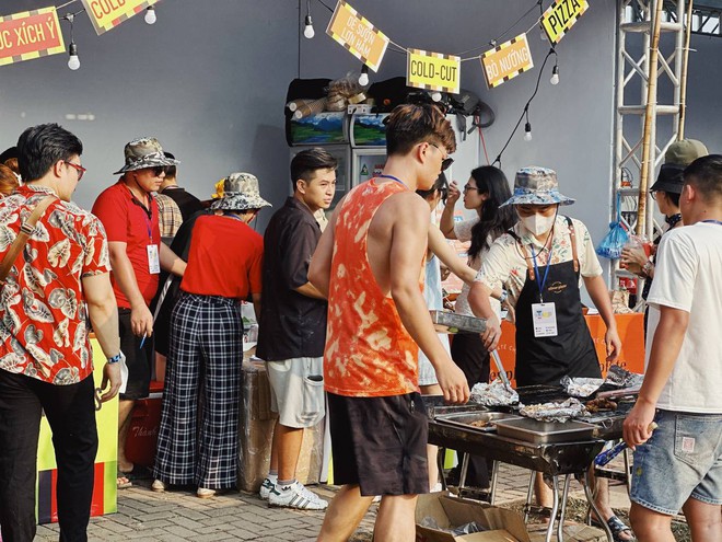 Loạt gian hàng ẩm thực độc đáo đổ bộ Hay Fest 2023 khiến giới trẻ thích thú khám phá - Ảnh 6.