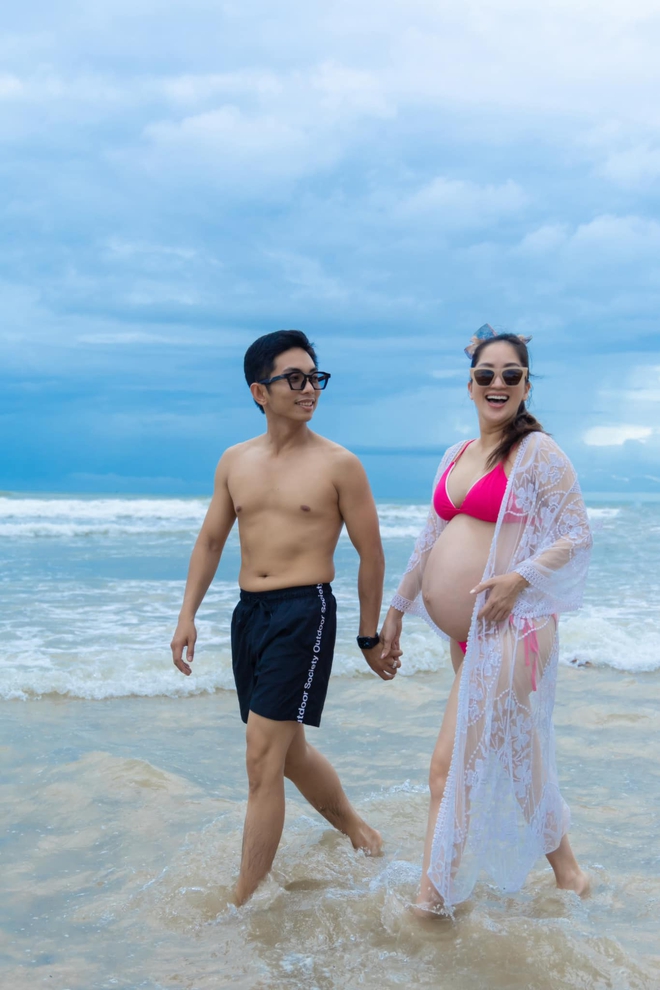 Mẹ bầu Khánh Thi rạng rỡ diện bikini những ngày cuối thai kỳ - Ảnh 5.