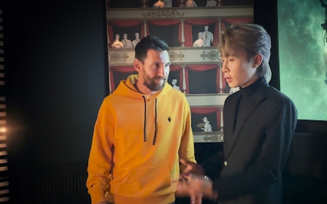 Doanh nh&acirc;n Quốc Cường từng rủ nh&acirc;n vật n&agrave;y đi gặp Messi, lăn tăn Jack l&agrave; người thế n&agrave;o khi nam ca sĩ nhờ gi&uacute;p đỡ - Ảnh 3.