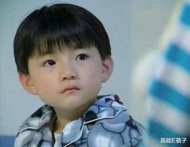 “Bí mật đáng sợ về số phận tù của ngôi sao nhí nổi tiếng”