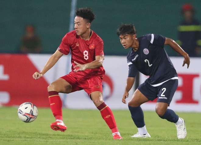 Tuyển thủ U23 Việt Nam ghi bàn thắng gửi tặng bạn gái - Ảnh 13.