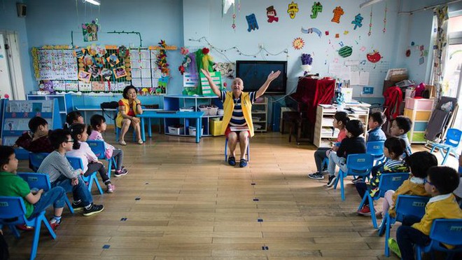Gi&aacute;o vi&ecirc;n trung t&acirc;m Anh ngữ c&oacute; h&agrave;nh động g&acirc;y tranh c&atilde;i với trẻ 4 tuổi: Chuy&ecirc;n gia n&oacute;i g&igrave;? - Ảnh 1.