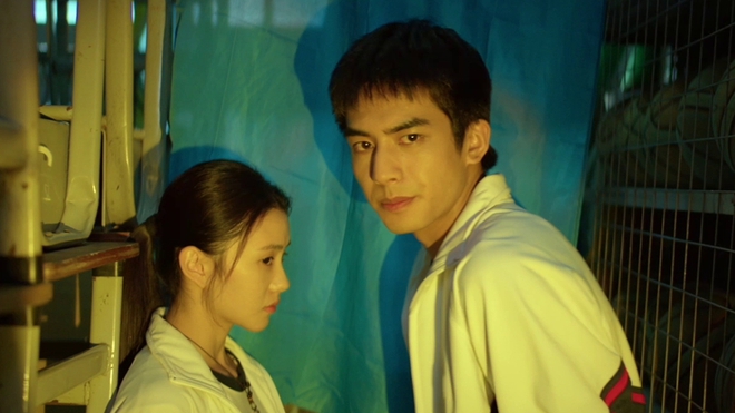 Cặp đ&ocirc;i ng&ocirc;n t&igrave;nh thất bại nhất hiện tại: Phim bị gỡ sau 10 ng&agrave;y chiếu, nữ ch&iacute;nh đẹp nhưng nhiều người gh&eacute;t - Ảnh 4.