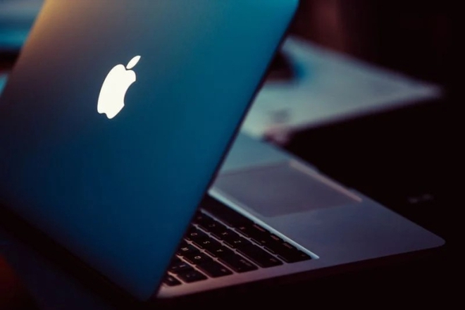 Apple sắp làm rung chuyển thị trường laptop bằng dòng Macbook giá rẻ cho học sinh sinh viên? - Ảnh 1.