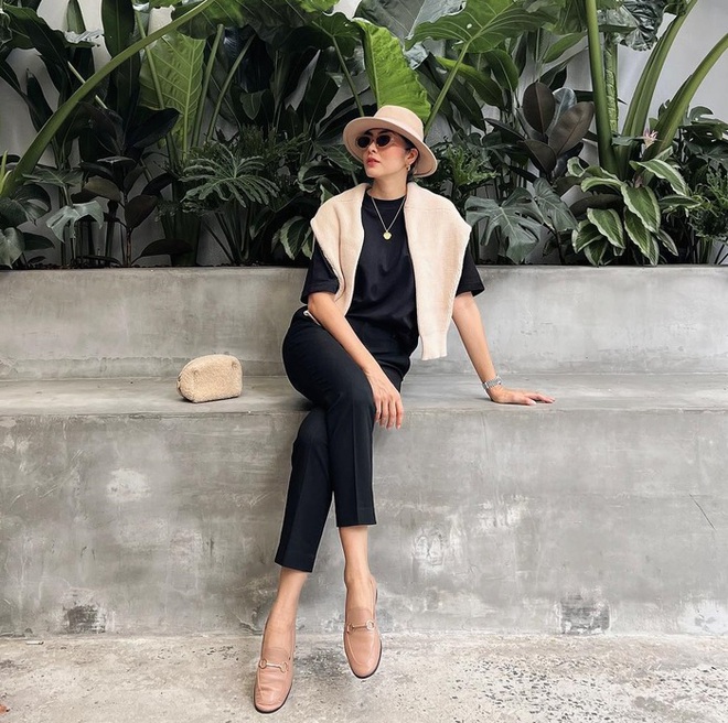 Mặc trang phục tối màu sang trọng mà vẫn trẻ trung như sao Việt - Ảnh 6.