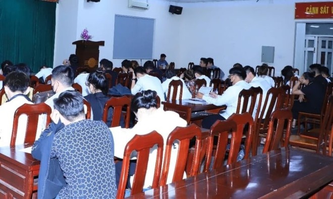 Bắt giữ kẻ chủ mưu thu&ecirc; sinh vi&ecirc;n diễn theo kịch bản, l&ugrave;a kh&aacute;ch mua dự &aacute;n ma - Ảnh 2.