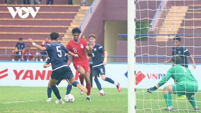U23 Singapore rơi 2 điểm trước U23 Guam, U23 Việt Nam hưởng lợi - Ảnh 1.