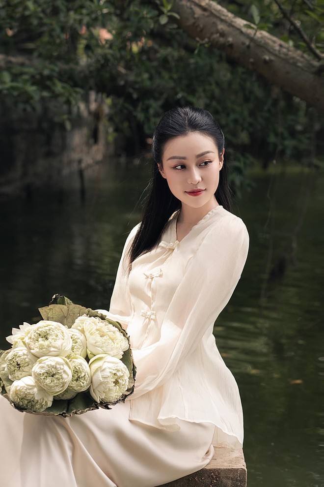 Nhan sắc con nghiện bắt c&aacute; hai tay trong phim h&igrave;nh sự Việt giờ v&agrave;ng - Ảnh 1.