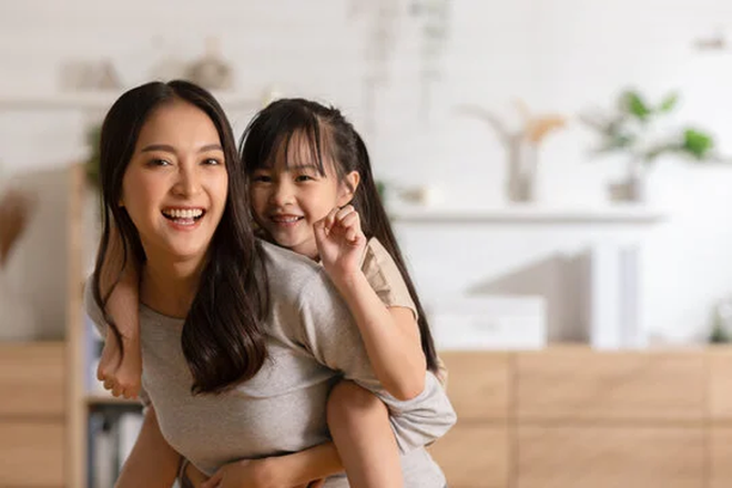 4 điều cha mẹ c&oacute; tr&iacute; tuệ cảm x&uacute;c cao kh&ocirc;ng bao giờ l&agrave;m - Ảnh 1.