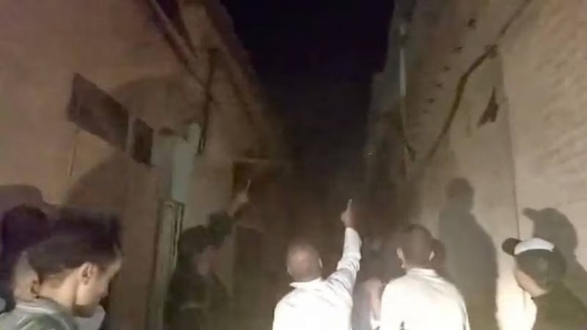 Cận cảnh sức t&agrave;n ph&aacute; kinh ho&agrave;ng của trận động đất &ldquo;trăm năm c&oacute; một&rdquo; tại Morocco - Ảnh 3.