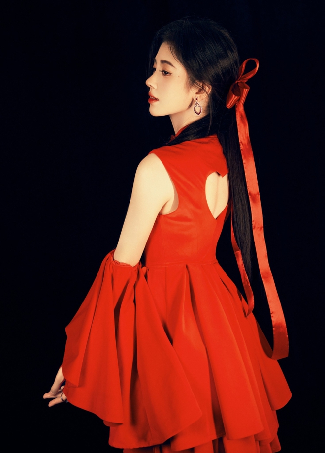 Mỹ nh&acirc;n 4000 năm c&oacute; một xinh đẹp rực rỡ, lấn &aacute;t hết d&agrave;n tiểu hoa khiến netizen gật g&ugrave; khen m&atilde;i đỉnh - Ảnh 8.