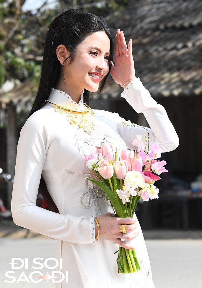 To&agrave;n cảnh lễ ăn hỏi v&agrave; đ&oacute;n d&acirc;u của Quang Hải - Chu Thanh Huyền: Visual c&ocirc; d&acirc;u ch&uacute; rể s&aacute;ng bừng - Ảnh 12.