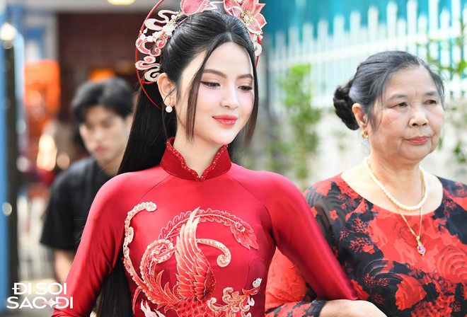 C&ocirc; d&acirc;u Chu Thanh Huyền xinh đẹp đằm thắm xuất hiện trước giờ ăn hỏi với Quang Hải - Ảnh 5.