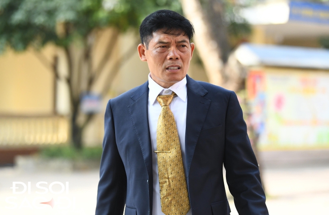 Chu Thanh Huyền hạnh ph&uacute;c b&ecirc;n mẹ, bố vợ tất bật chuẩn bị đ&oacute;n con rể qu&yacute; - Quang Hải - Ảnh 3.