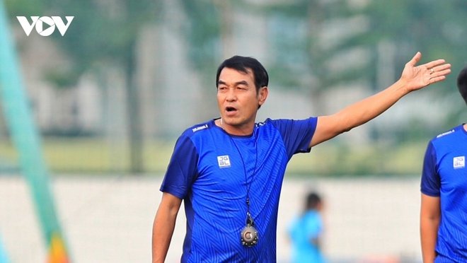 Hà Nội FC bổ nhiệm HLV người Nhật Bản thay HLV Đinh Thế Nam - Ảnh 1.