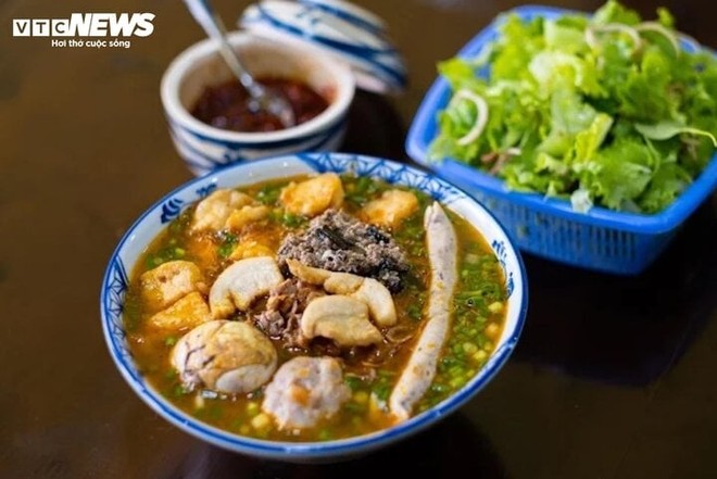 Quán bún riêu cua Hà Nội nhất định phải thử - Ảnh 1.