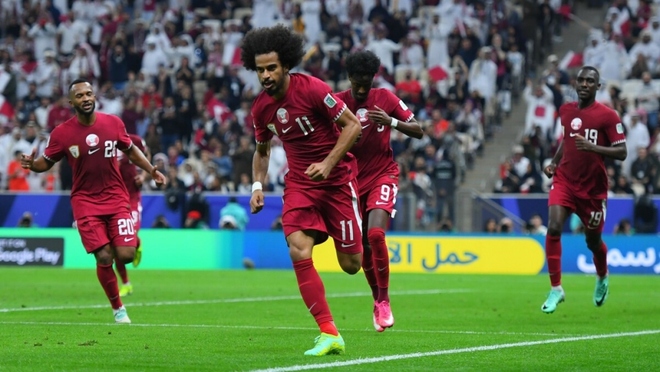 Bảng xếp hạng Asian Cup 2023 mới nhất: Qatar phô diễn sức mạnh ĐKVĐ - Ảnh 1.