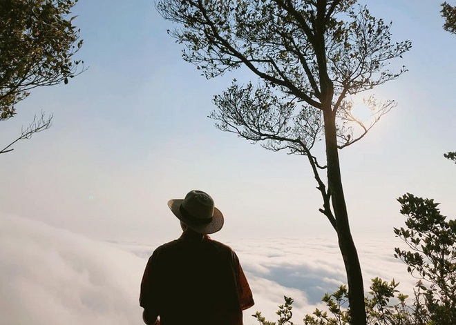 Không cần đi xa để săn mây, ngay Hà Nội cũng có 1 điểm lý tưởng, cũng chính là nơi cao nhất thủ đô - Ảnh 5.