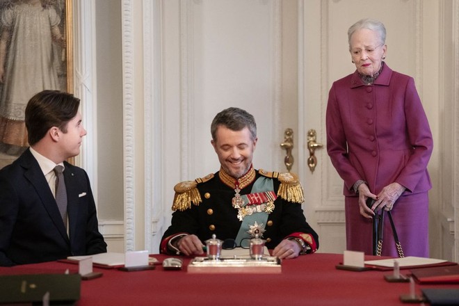 10 khoảnh khắc đẹp nhất trong Lễ đăng quang của Nhà vua và Hoàng hậu Đan Mạch - Ảnh 2.